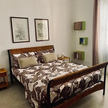 Maison Apartment